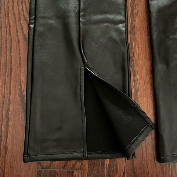 Abercrombie & Fitch Leather Split Flare Legging - Picture 5 of 6